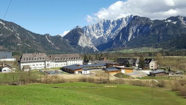 Der Grabnerhof in Hall bei Admont bietet auch einige Zusatzausbildungen, wie Schilehrerausbildung, Unternehmerführerschein oder Jagdprüfung, an. | Foto: Grabnerhof 