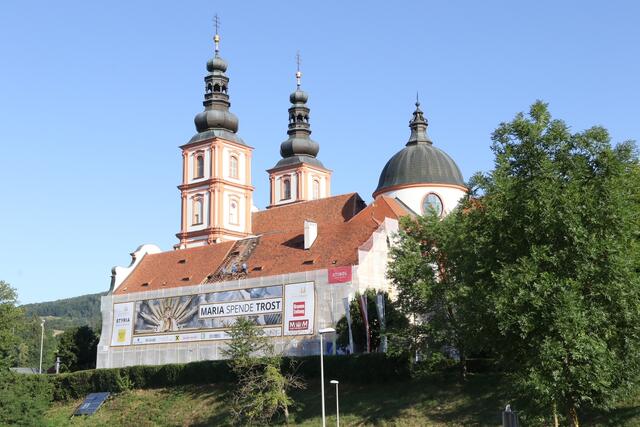 Die Renovierungsarbeiten in und um die Basilika Mariatrost schreiten voran. | Foto: Privat