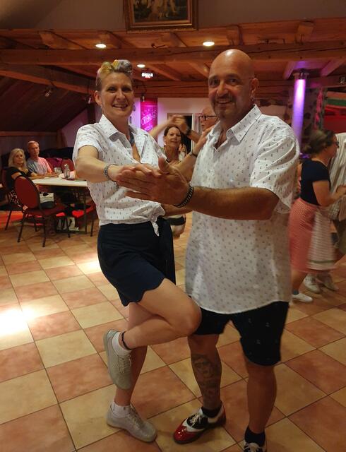 Monika Göswein und ihr Martin Schittenhelm im coolen Partnerlook | Foto: Erika Kollmann-Till