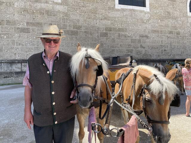 Fiaker Franz Wörister mit seinen Pferden Diodora und Burli | Foto: RegionalMedien Salzburg