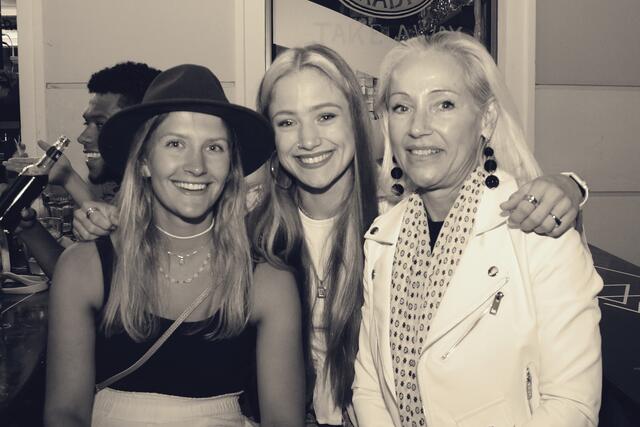Freundin, Stella und Christine. | Foto: HKroBild