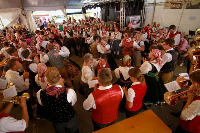 Endlich konnte in Arnoldstein wieder gefeiert werden | Foto: Marktgemeinde Arnoldstein