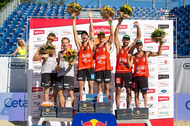 Robin Seidl und Philipp Waller (Mitte) holten sich den Sieg beim PRO Beach Battle 2022. | Foto: PRO Beach Battle/Gert Nepel