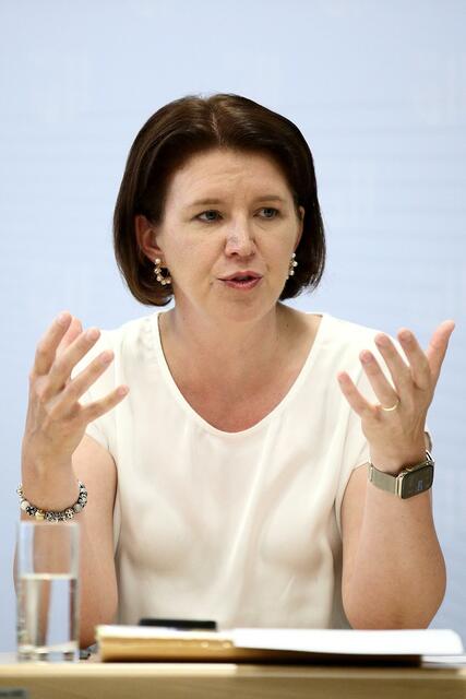 Landesrätin Michaela Langer-Weninger (ÖVP). | Foto: Land OÖ/Kauder