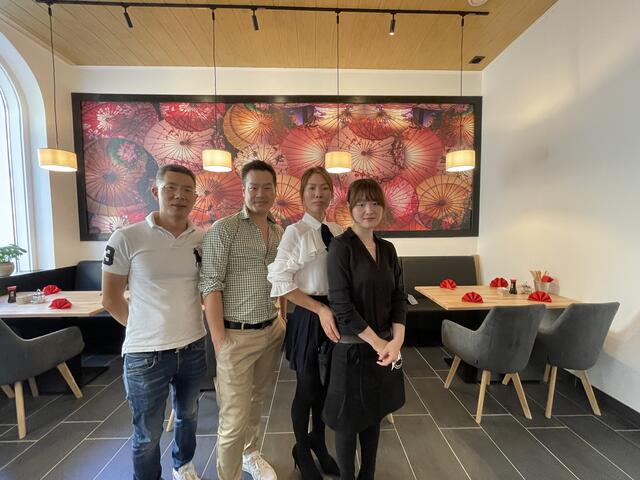 In der Leopoldstadt hat das japanische Restaurant Hitomi einen neuen Standort eröffnet. Serviert wird eine große Auswahl an frischem Sushi, Maki und andere asiatische Köstlichkeiten. | Foto: Kathrin Klemm
