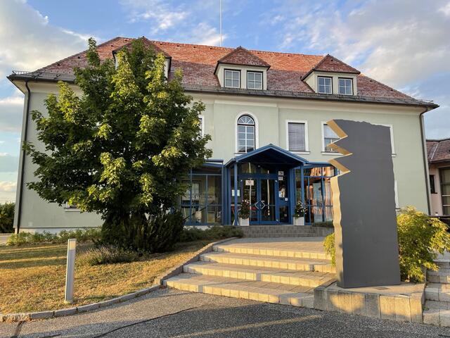 So idyllisch sieht das St. Jakober Gemeindeamt nur von außen aus. Im Inneren des Amtsgebäudes bleibt politisch gesehen kein Stein auf dem anderen. | Foto: RegionalMedien