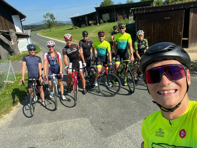 Bei der sonntäglichen Vereinsausfahrt wurde viel geschwitzt. | Foto: dertriathlon