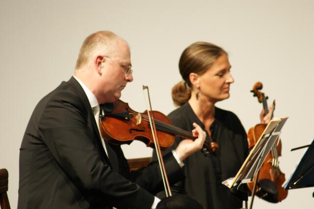 Holger Tautscher-Groh (1. Violine), Daniela Preimesberger (2. Violine) | Foto: Martin Schöndorfer, 2022