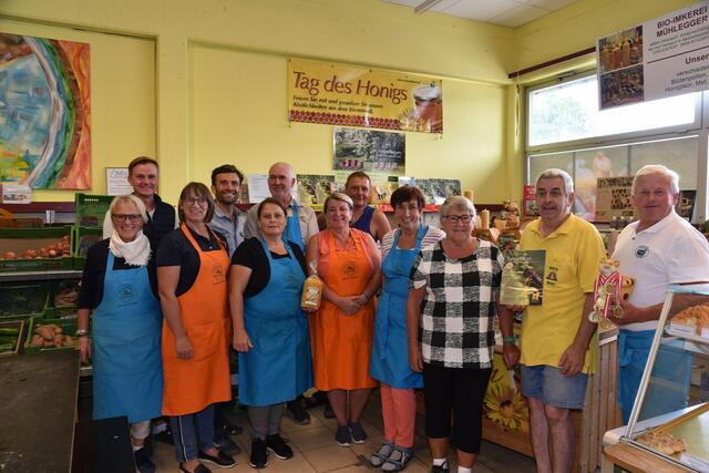 Beim Bauernmarkt in Ohlsdorf gibt es viele regionale Produkte. | Foto: Wilfried Fischer