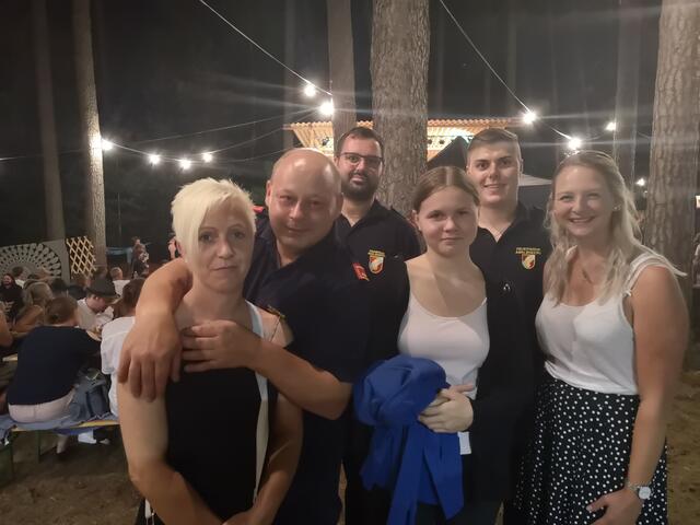 Die Feuerwehr war rund um die Uhr vor Ort.