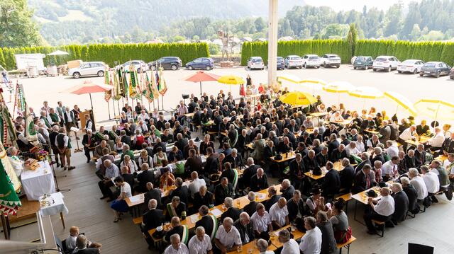 Rund 300 Personen feierten das 70-Jahr-Jubiläum. | Foto: Thomas Mlakar