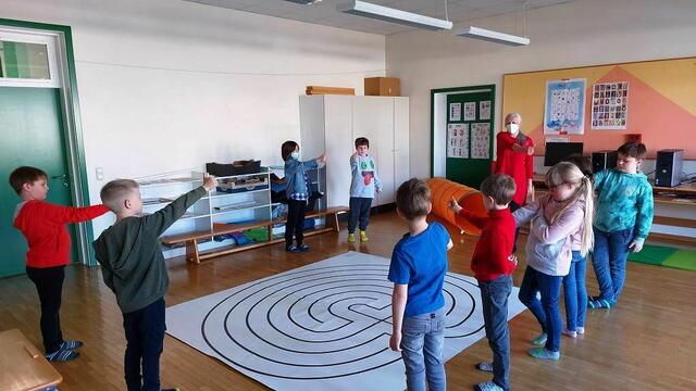 Der Verein "Schultüte" bietet Seminare, Workshops und Vorträge, um bei Schülerinnen und Schülern im Volksschulalter für Chancengleichheit zu sorgen. | Foto: Verein Schultüte