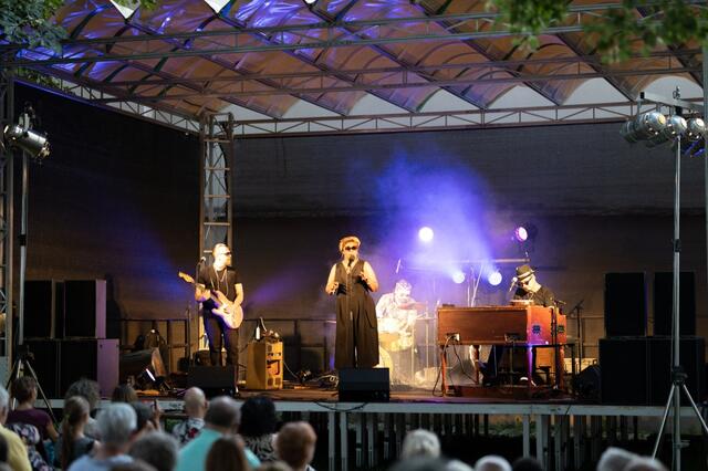 Die Dozentenkonzerte am Frauenplatz in Bad Radkersburg waren ein Höhepunkt der Veranstaltung.  | Foto: Klara Tischler/Kulturforum