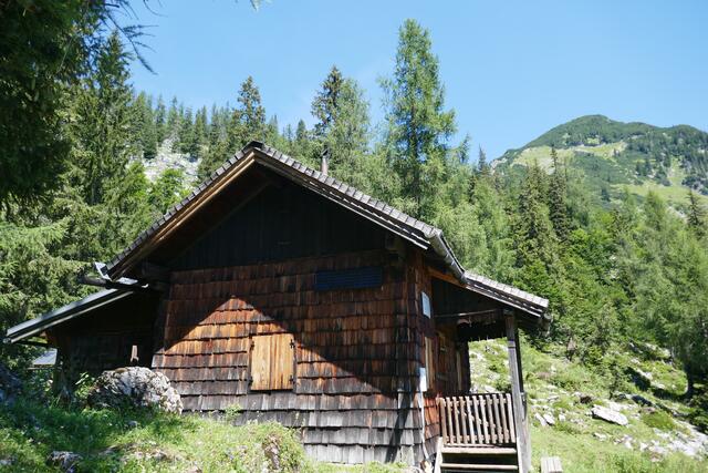 Auf der unbewirtschafteten Gwechenberghütte.  | Foto: Thomas Neuhold