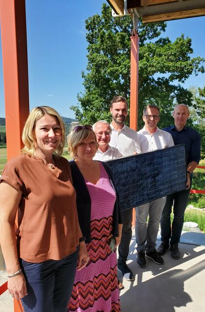 Von links: Renate Fürst, Conny Wernitznig, Franz Xaver Hölzl, David Bergsmann, Fritz Robeischl und Norbert Miesenberger. | Foto: Jakob Winter