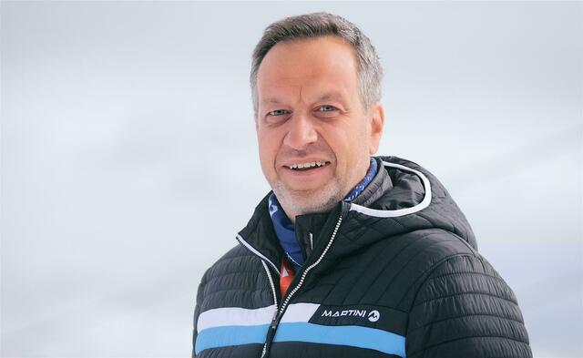 Markus Brandstätter freut sich über die zusätzliche Versicherung. | Foto: Privat