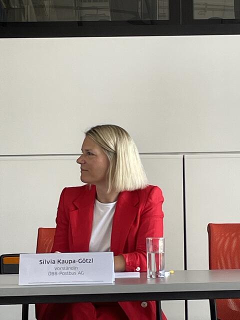 Postbus-Vorständin Silvia Kaupa-Götzl. | Foto: Johanna Janisch