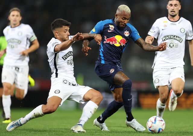 Der Außenverteidiger Jusuf Gazibegovic bot gegen die Salzburger Bullen eine kämpferische Top-Leistung. | Foto: GEPA pictures