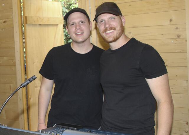 Die Postmannzwillige Michael und Thomas sorgten für den guten Ton beim Bluesfestival 2022