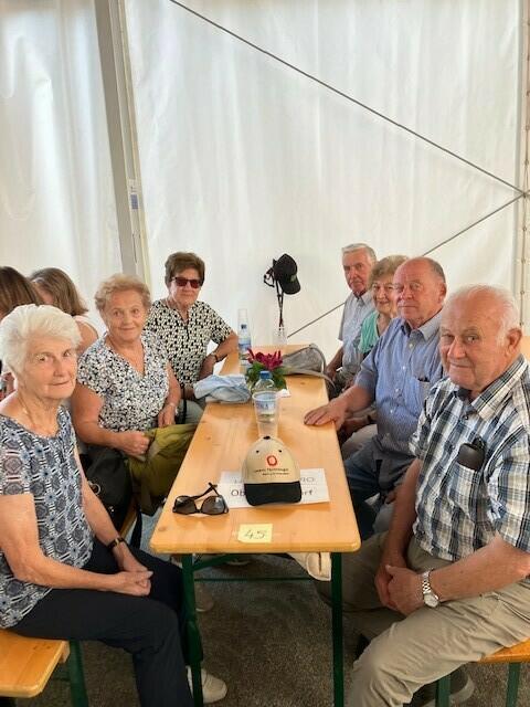 Die Seniorinnen und Senioren aus Neckenmarkt  hatten einen tollen Tag beim Landeswandertag des Seniorenbundes.  | Foto: Paul Mayerhofer