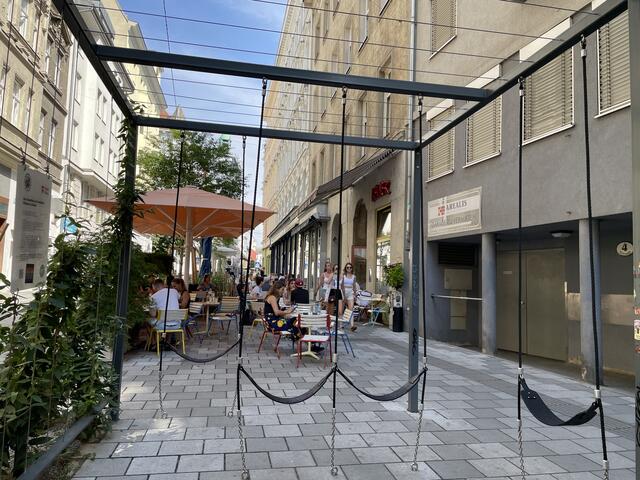 Es wurde auch für konsumationsfreie Flächen gesorgt. | Foto: Miriam Al Kafur