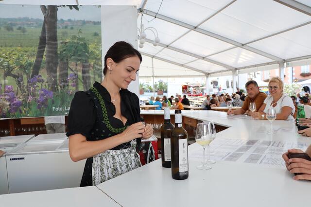 Natrürlich stand auch der Ruster Wein im Fokus. | Foto: Sandra Koeune