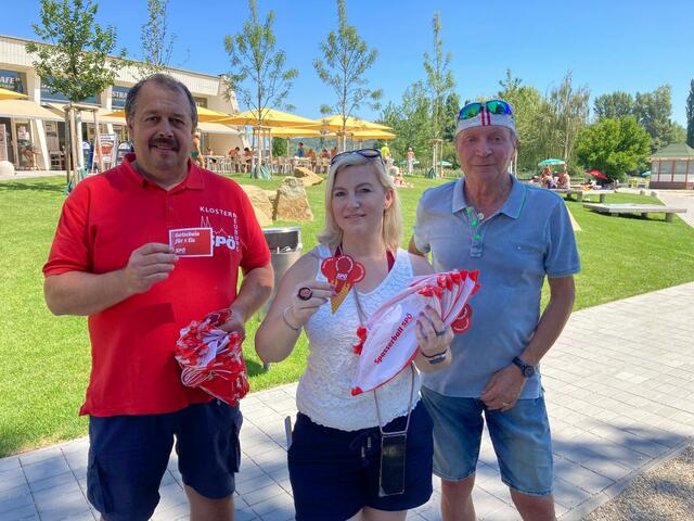 Gemeinderat Norbert Liegler, Bundesrätin Doris Hahn, Eduard Wieshaider | Foto: SPÖ Bezirk Tulln