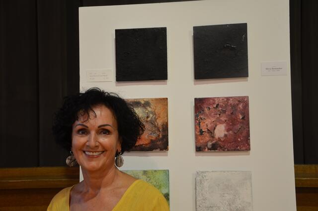 Silvia Steinacher arbeitet mit natürlichen Materialien