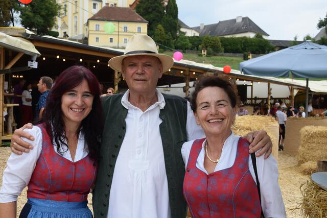 Von links: Rosa Petschenig, Herbert Schein und Reinhilde Schein | Foto: MeinBezirk.at