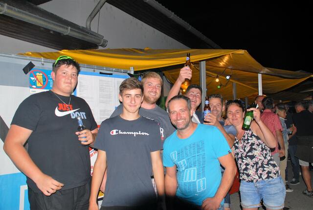 Zahlreiche Besucher kamen zum Sommerfest der Feuerwehr Untergrossau 