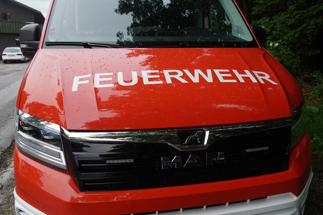 Als wahrscheinliche Brandursache dürfte ein technischer Schaden der Elektroverkabelung an der Photovoltaik-Anlage in Frage kommen.  | Foto: Emanuel Hasenauer