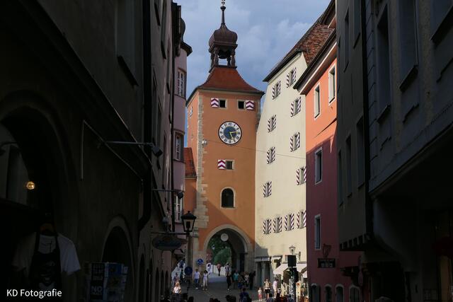 ...der Durchgang zur Steinernen Brücke..
