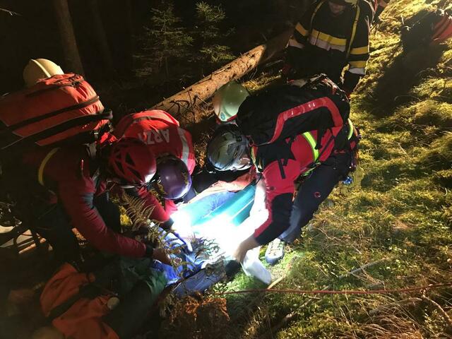 Die Rettungsaktion unterhalb des „Kleinen Bösensteins“ dauerte rund 8 Stunden an. | Foto: Symbolfoto Bergrettung