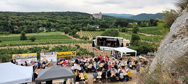 Der Rauchkogel bot eine tolle Location für das Rock ME Open Air- Konzert am vergangenen Samstag. | Foto: Marktgemeinde Maria Enzersdorf