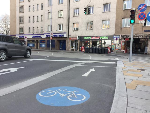 Und weiter über die Rechte Wienzeile und die Operngasse bis zum Hauptgebäude der TU Wien bzw. zum Karlsplatz.
