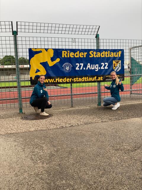 Steffi Mühlbauer und Jasmin Zweimüller.  | Foto: Zweimüller