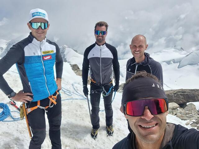 Bergfit im Monte-Rosa-Massiv unterwegs: Thomas Kammerlander, Andreas Linger, Gerald Kammerlander und Helmut Ruetz (von links). | Foto: sportszene.tirol/ÖRV