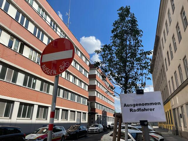 Mehr "Ausgenommen Radfahrer"-Schilder sind gefragt.  | Foto: Lisa Kammann