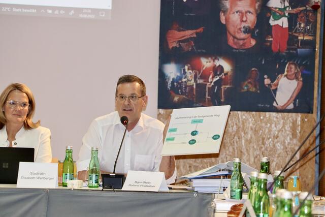 Vize-Bgm. Roland Ponholzer will eine Tiefenprüfung durch Vertreter der Gemeinderatsfraktionen, um so eine bessere Entscheidungsgrundlage für Entlastungsmaßnahmen zu haben. | Foto: Christoph Klausner