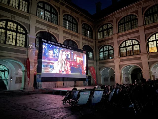Full House bei der Filmvorführung im Freiluftkino.  | Foto: Regionalmedien Steiermark