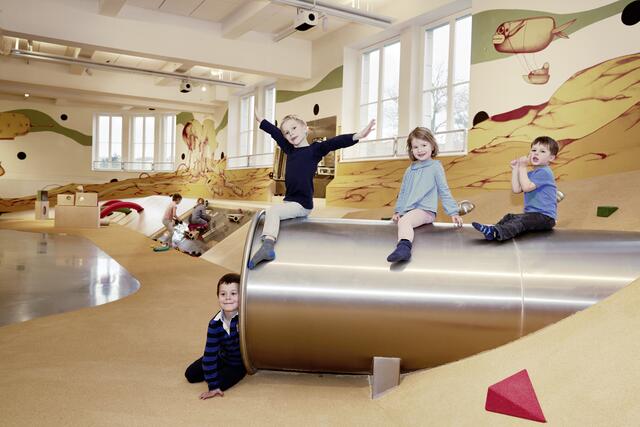 Kinder in der Ausstellung "miniXplore". | Foto: Technisches Museum Wien/Hanna Habck