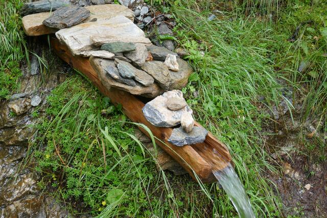 Ein feines Brünnlein am Wegesrand.  | Foto: Thomas Neuhold