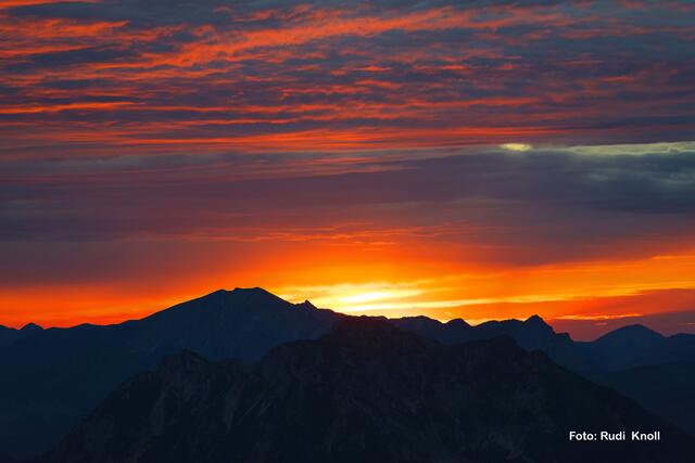 Der Sonnenuntergang bei den "Five Fingers" ist immer ein besonderes Erlebnis!