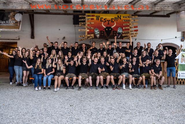 Die Hofspekakel Crew 2022. 