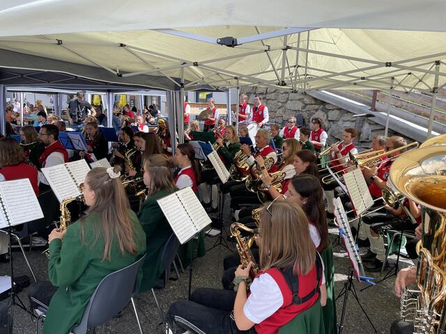 Die Musikkapelle See sorgte für ein zünftiges Frühschoppenkonzert. | Foto: Othmar Kolp