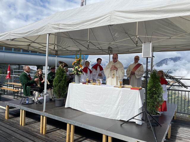 Gottesdienst mit Pfarrer Gerhard Haas und Diakon Herbert Scharler. | Foto: Othmar Kolp