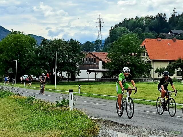 Beim Familien Triathlon standen unter anderem 18 Kilometer Radfahren am Plan. | Foto: August Käfer