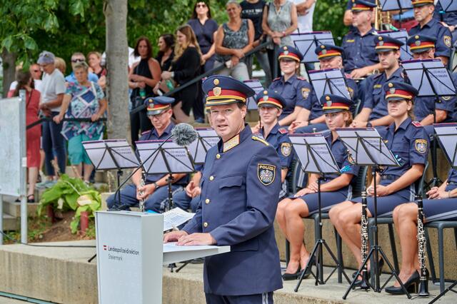 Landespolizeidirektor Gerald Ortner war auch am Gleisdorfer Hauptplatz bei der Ausmusterung der Kolleginnen und Kollegen. | Foto: BMI/Karl Schober