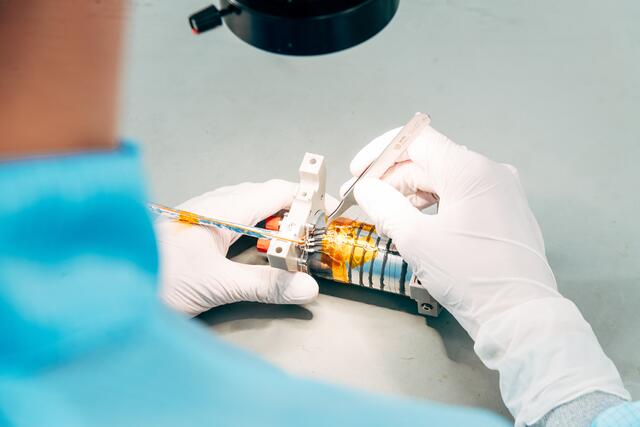 Eine Entwicklung unter vielen: ein Magnetfeldmessgerät, das in Zusammenarbeit zwischen IWF und TU Graz entstand. | Foto: ÖAW/Klaus Pichler