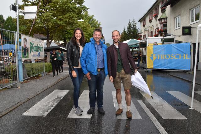Sophia Kircher (Vizepräsidentin des Tiroler Landtags) mit Vizebgm. Arno Pauli und Staatssekretär Florian Tursky 
